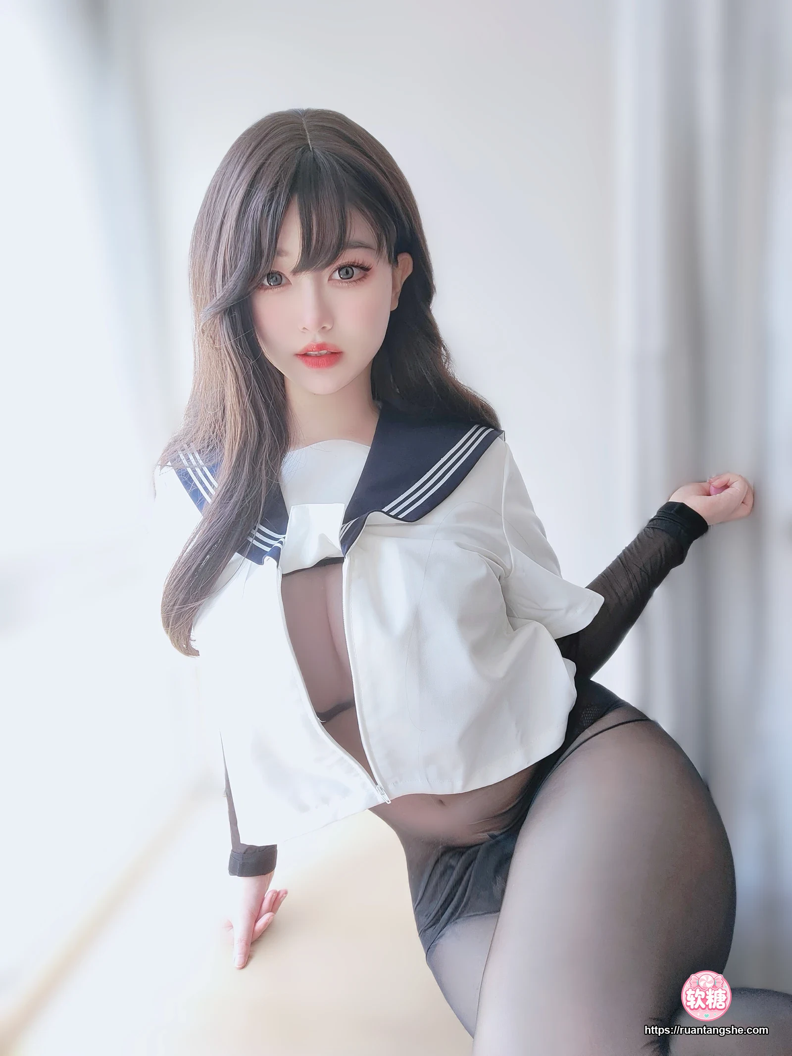女主K 女主K NO.043 - 性感水手服妹妹