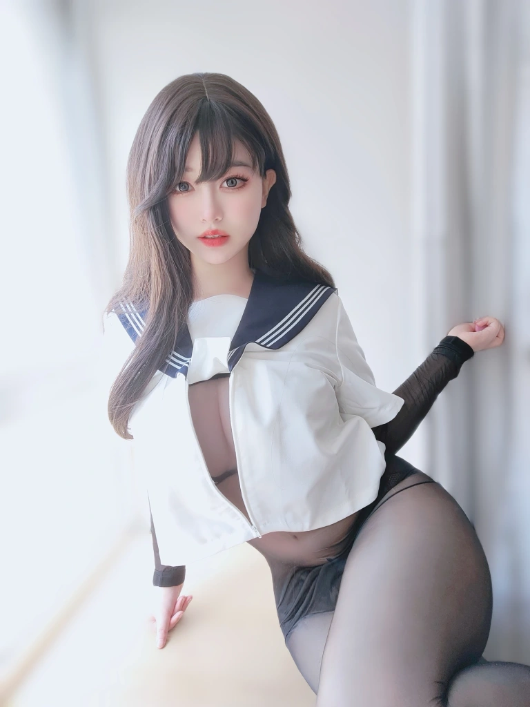 女主K《性感水手服妹妹》写真图集 23P｜在线预览与图包下载