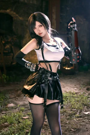阿薰kaOri《最终幻想 蒂法》写真图集 309P+2V｜在线预览与图包下载
