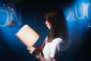 Kitaro_绮太郎《十分之七的蓝》写真图集 25P｜在线预览与图包下载