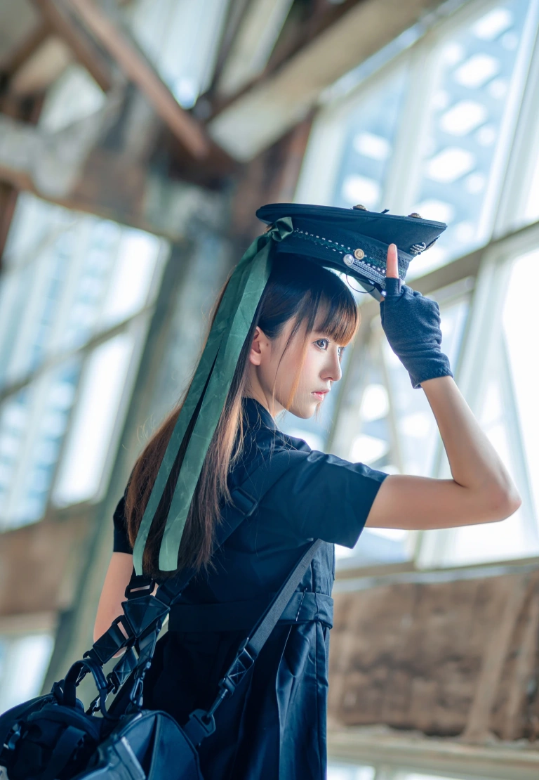 Kitaro_绮太郎《警 制服》写真图集 14P｜在线预览与图包下载