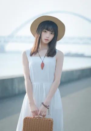 Kitaro_绮太郎《少女感》写真图集 17P｜在线预览与图包下载