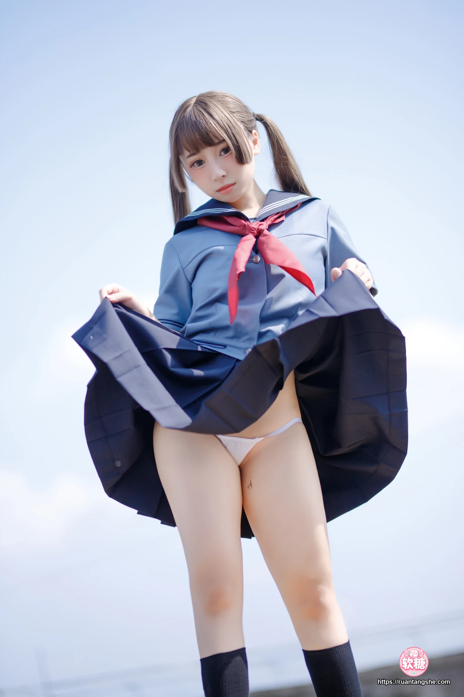 胡桃Kurumi 胡桃 NO.004 - 天台的爱之告白