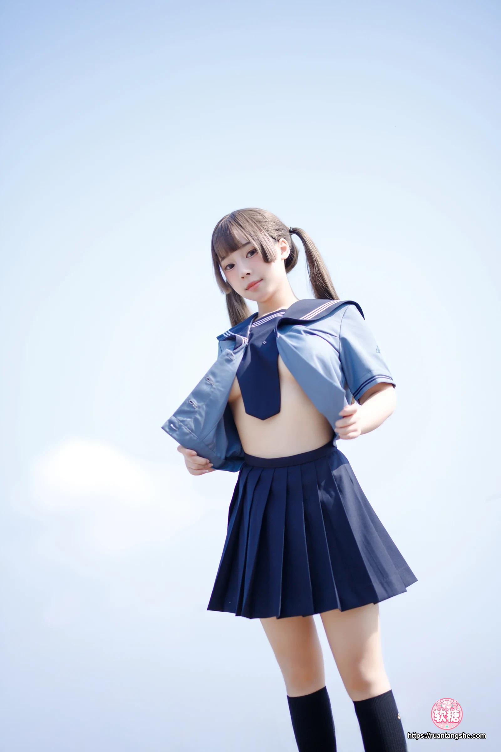胡桃Kurumi 胡桃 NO.004 - 天台的爱之告白