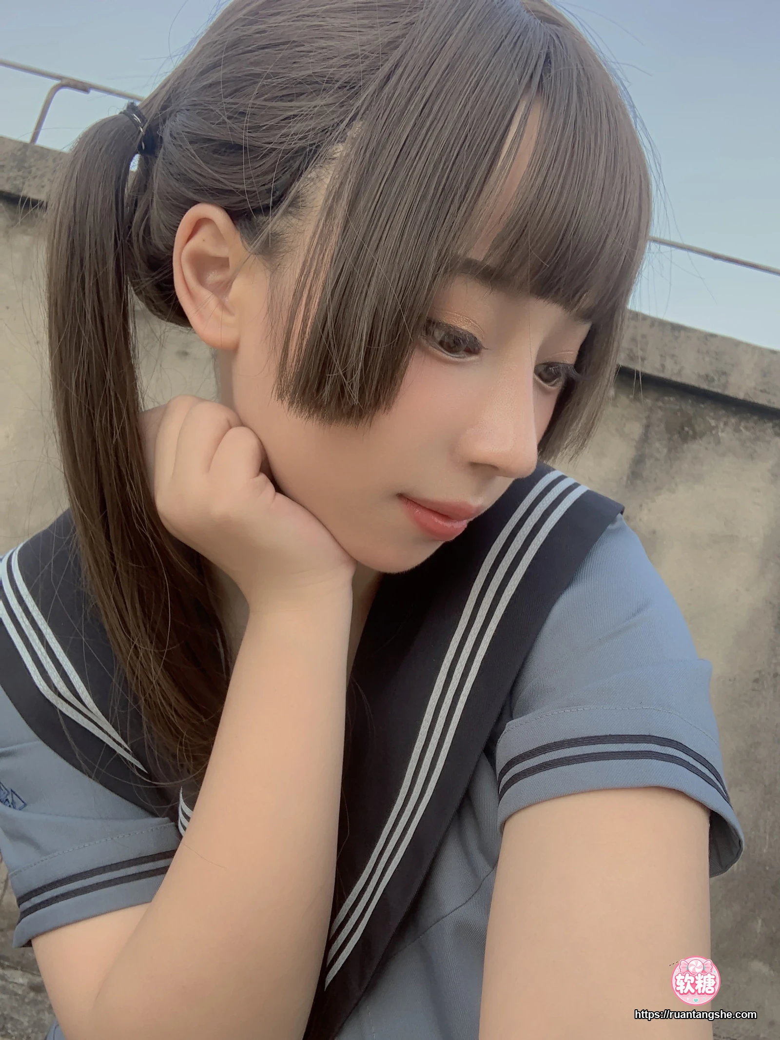 胡桃Kurumi 胡桃 NO.004 - 天台的爱之告白