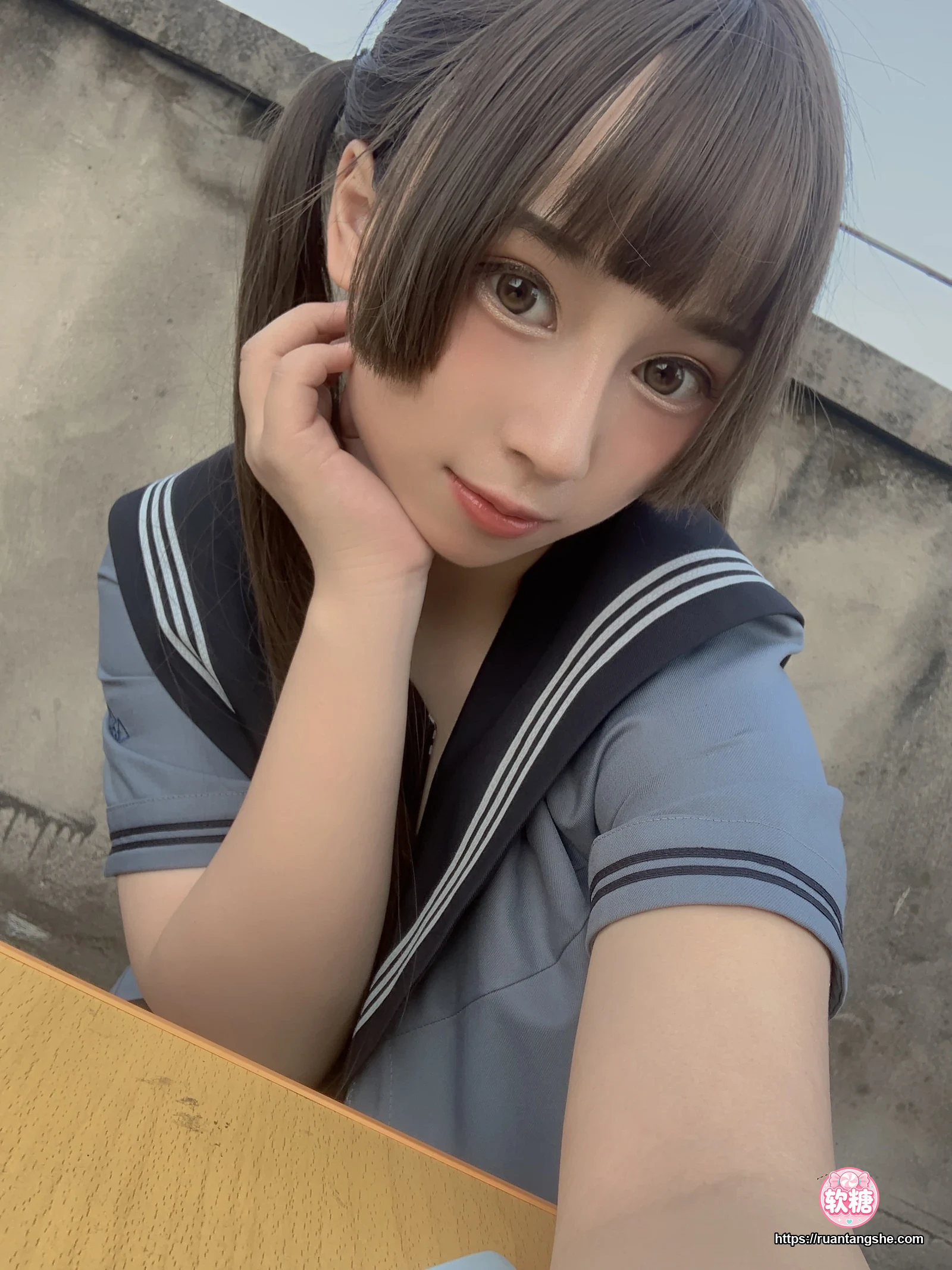 胡桃Kurumi 胡桃 NO.004 - 天台的爱之告白