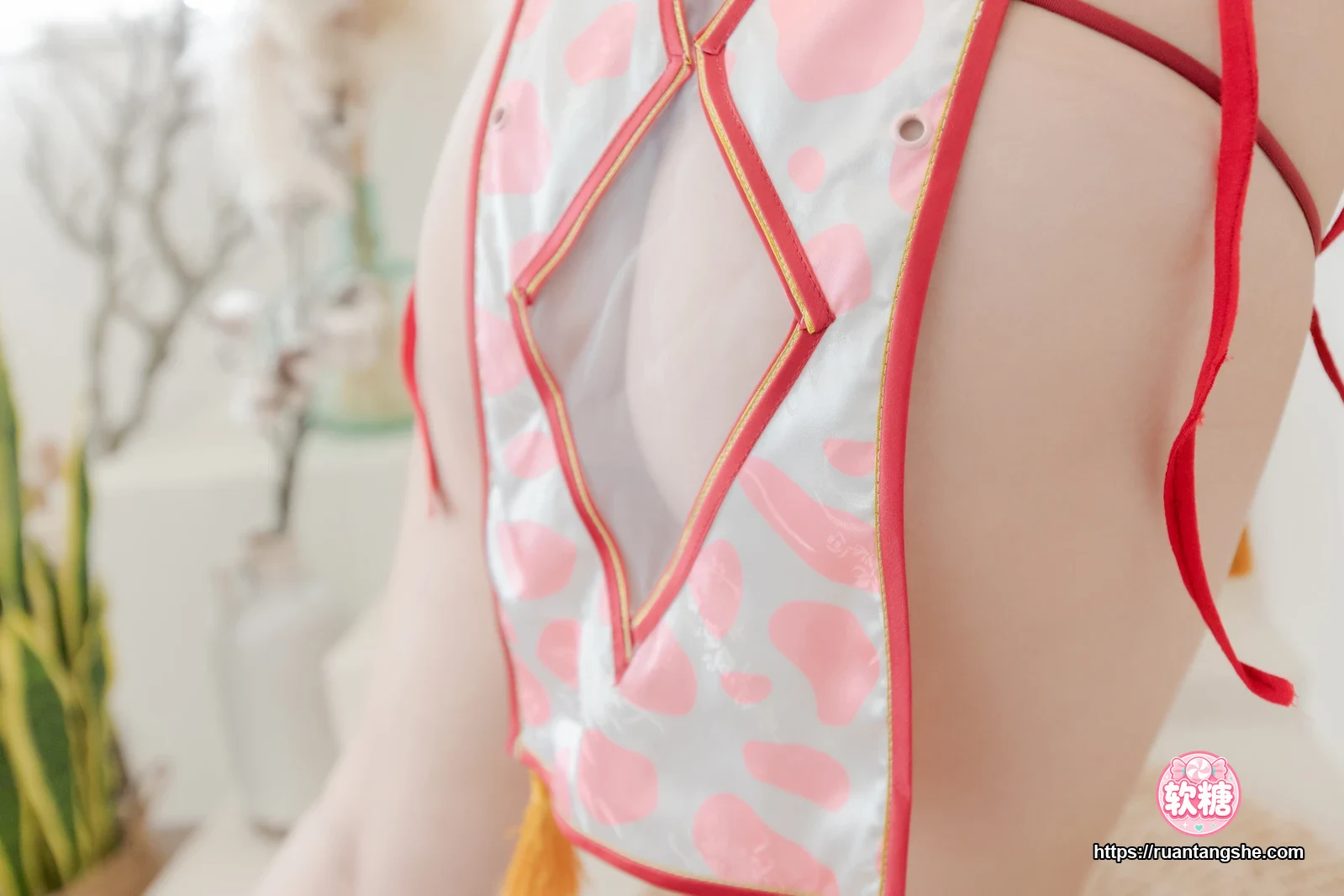 胡桃Kurumi 胡桃 NO.016 - 蜜桃牛乳