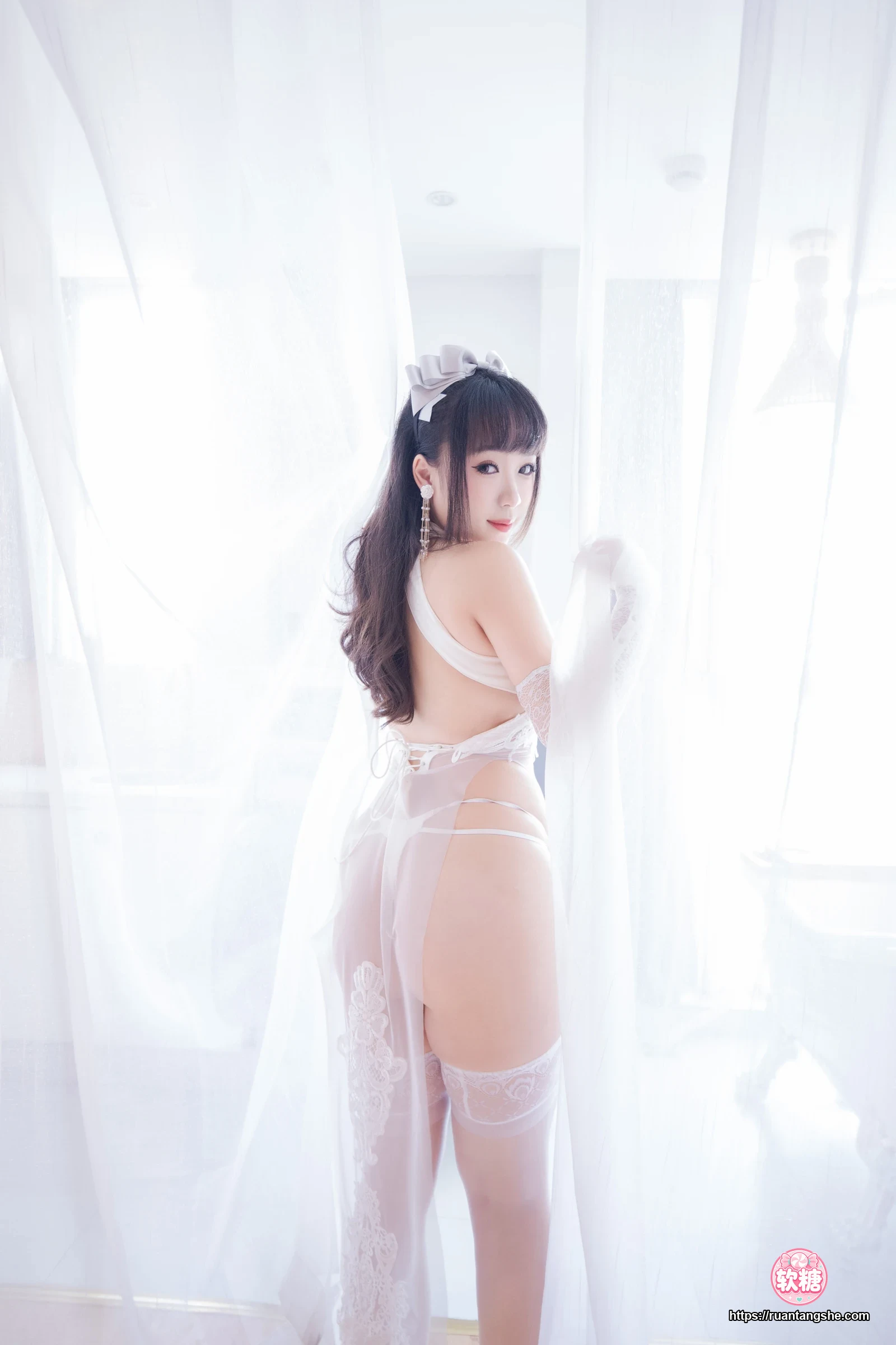 胡桃Kurumi 胡桃 NO.017 - 月光温柔乡 白旗袍