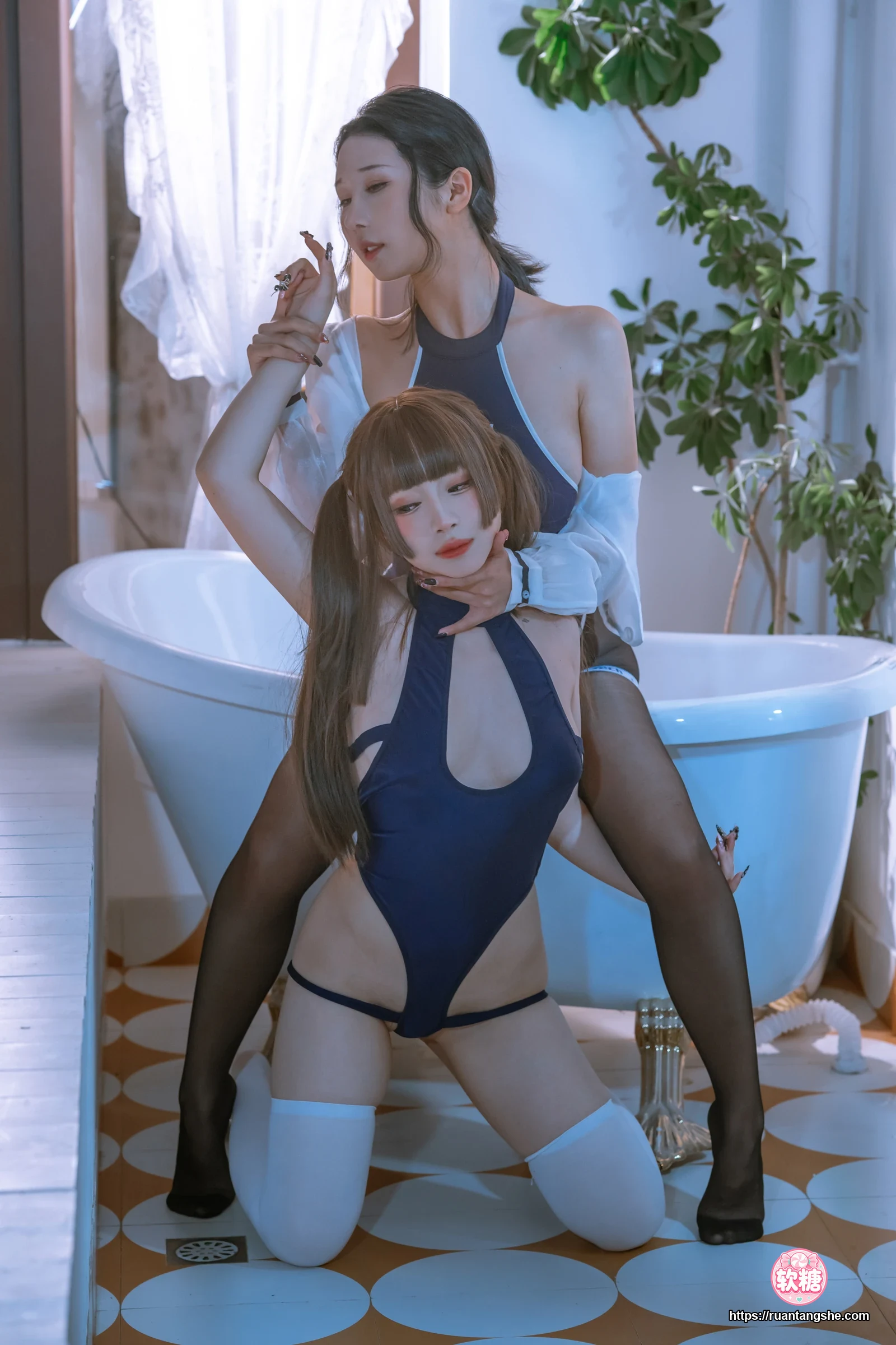 胡桃Kurumi 胡桃 NO.025 - 双人竟泳(&奶桃)