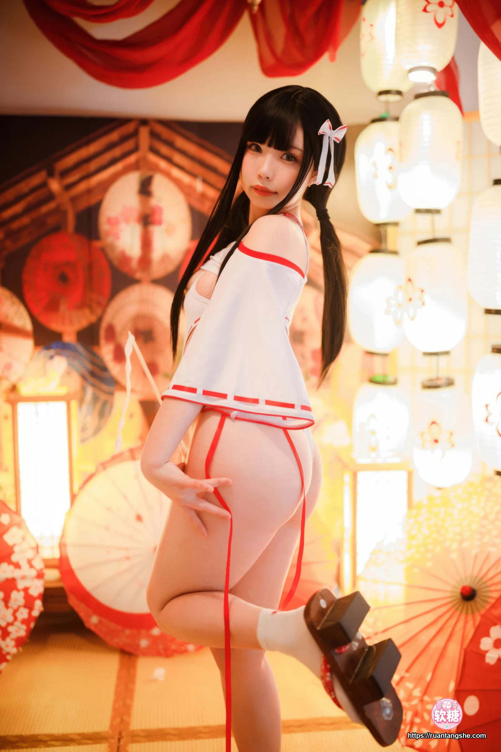 胡桃Kurumi 胡桃 NO.033 - 巫女&僵尸(&十万珍吱伏特)