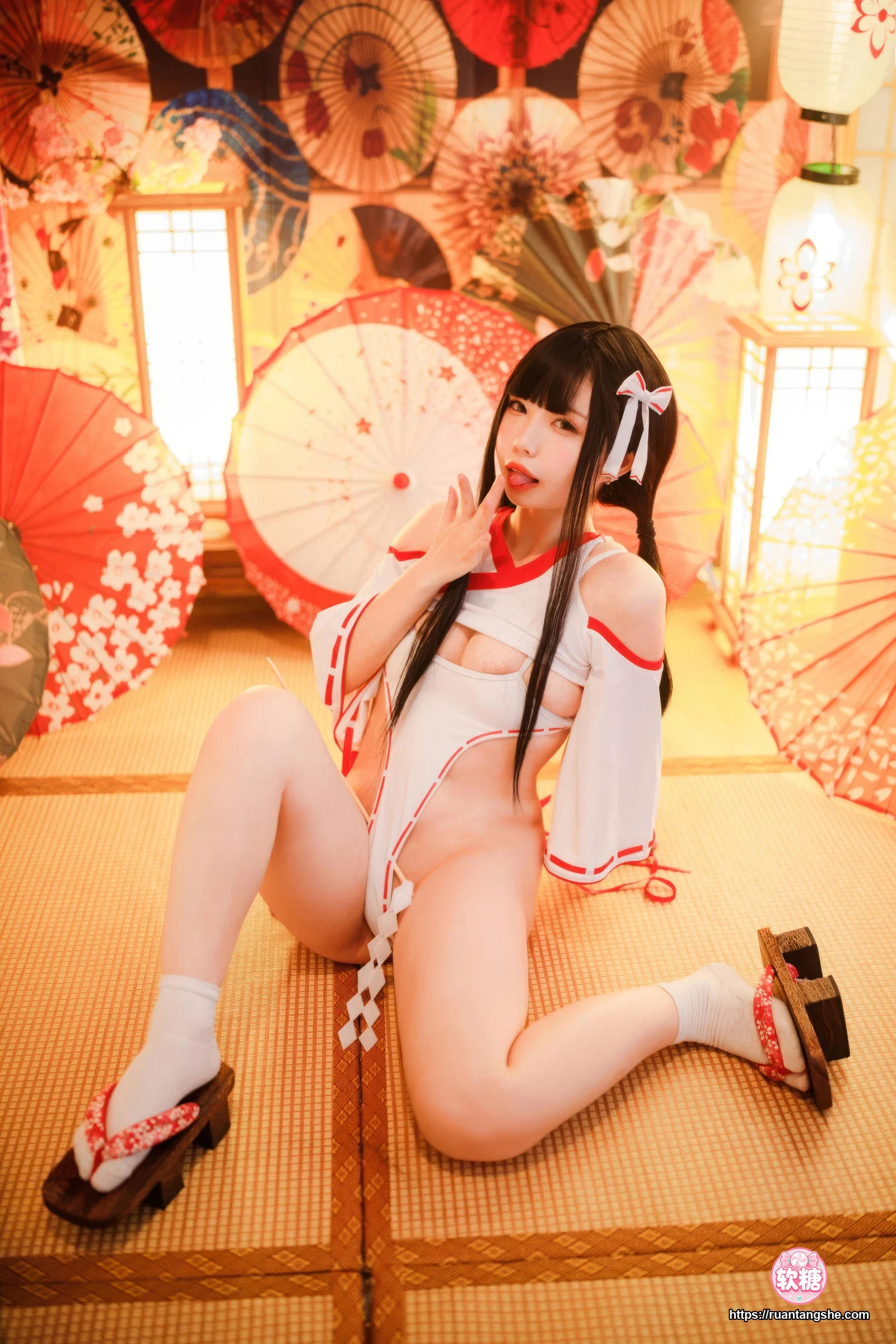 胡桃Kurumi 胡桃 NO.033 - 巫女&僵尸(&十万珍吱伏特)