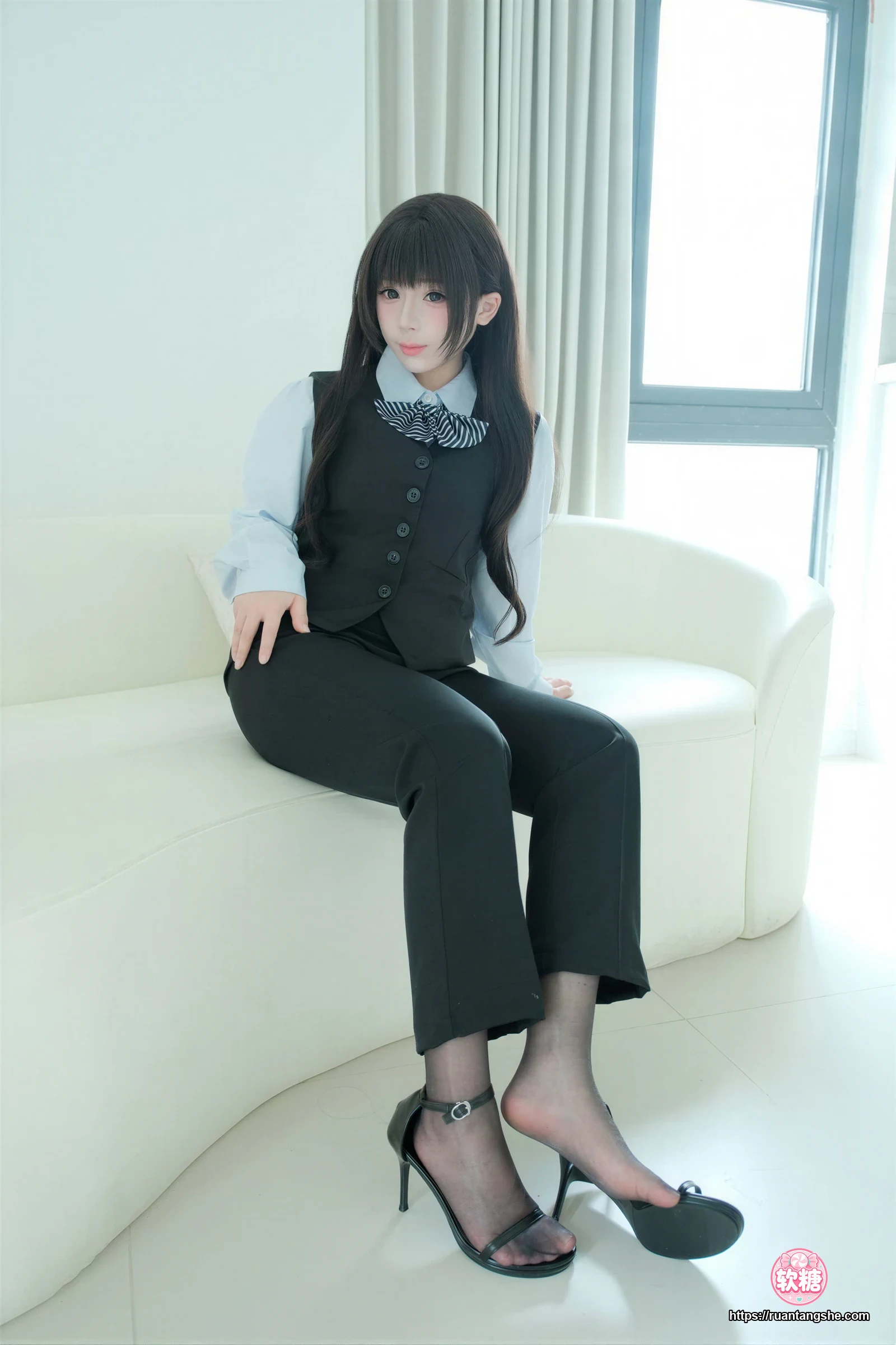 胡桃Kurumi 胡桃 NO.037 - 裤里丝的秘密