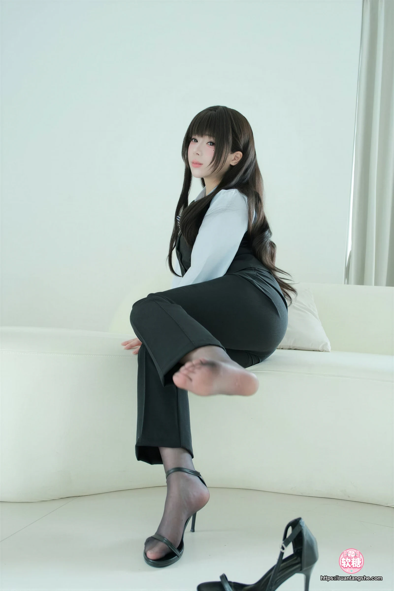 胡桃Kurumi 胡桃 NO.037 - 裤里丝的秘密