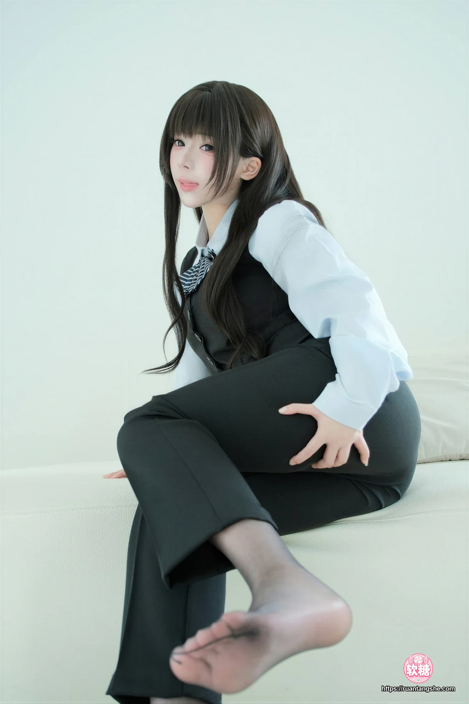 胡桃Kurumi 胡桃 NO.037 - 裤里丝的秘密
