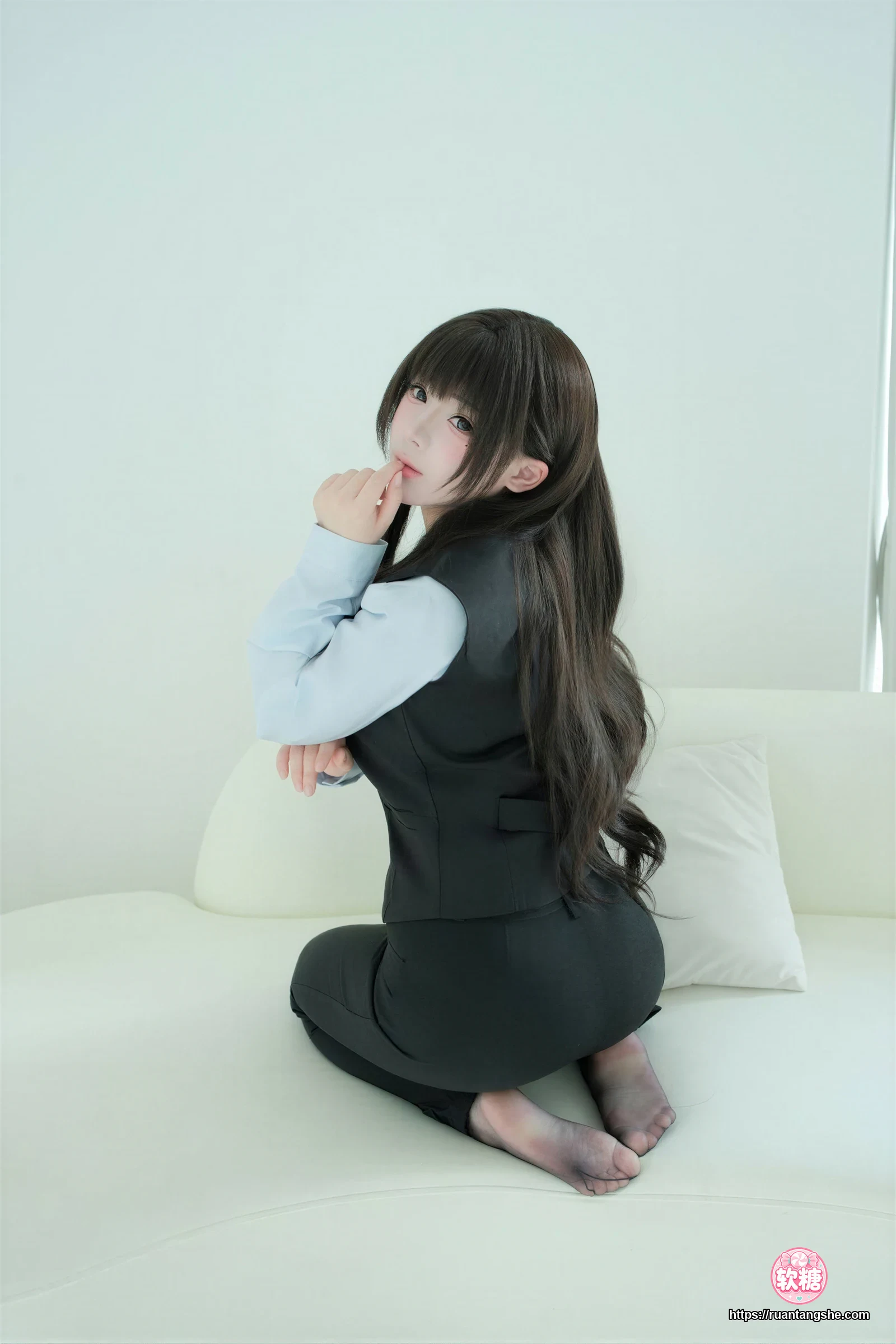 胡桃Kurumi 胡桃 NO.037 - 裤里丝的秘密