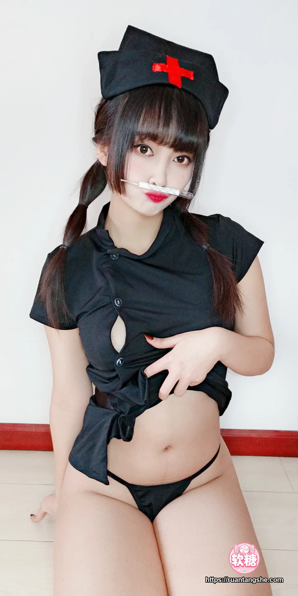 洛璃LoLiSAMA 洛璃LoLiSAMA NO.002 - 情人节小护士
