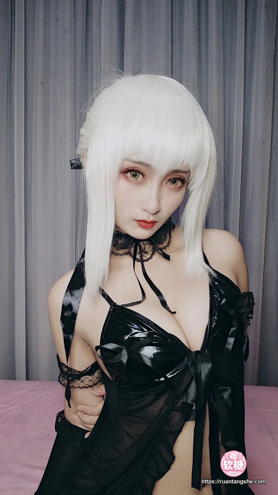 洛璃LoLiSAMA 洛璃LoLiSAMA NO.008 - FGO黑呆睡衣王座