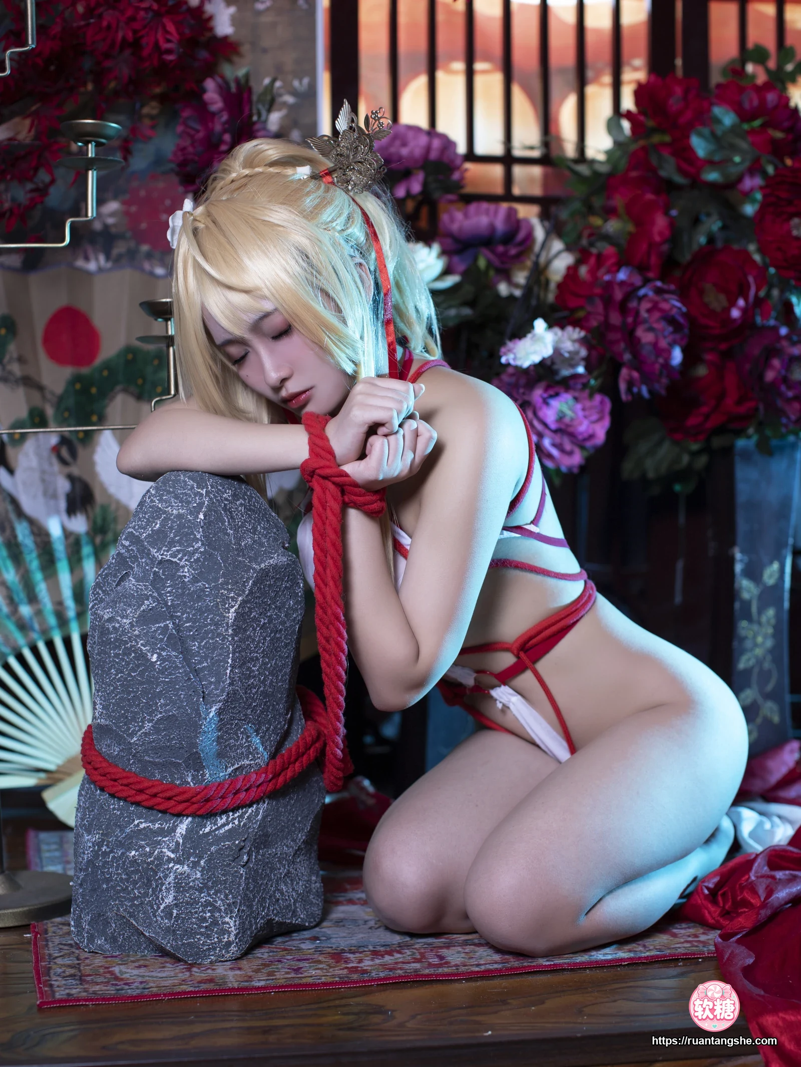 洛璃LoLiSAMA 洛璃LoLiSAMA NO.014 - 光荣凉夜香雪