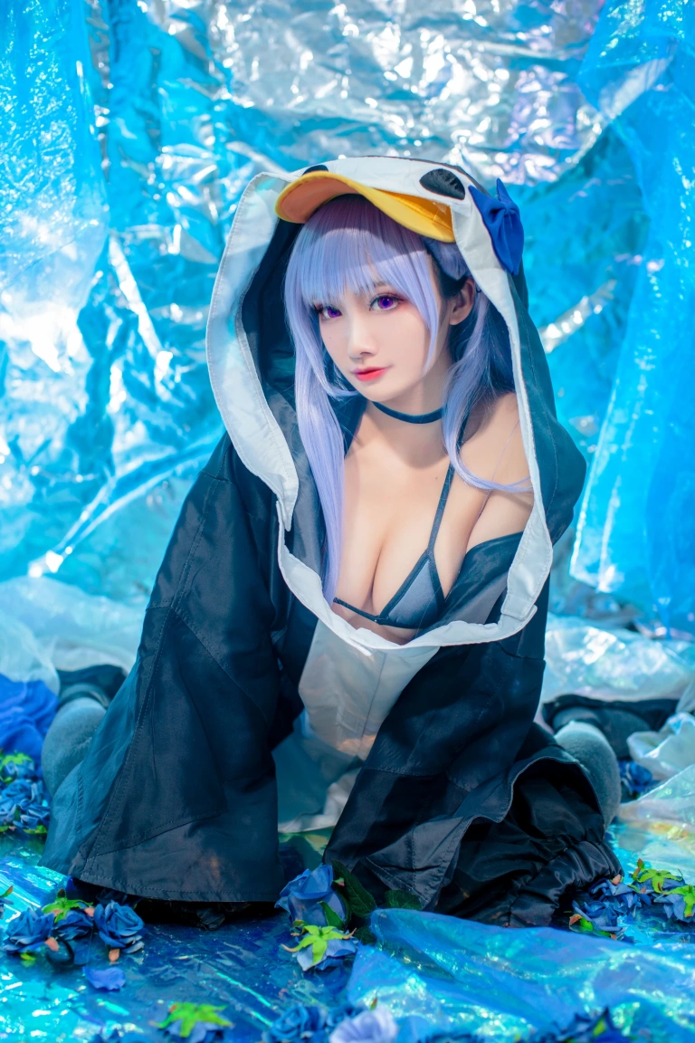 洛璃LoLiSAMA《水着莉莉丝》写真图集 32P｜在线预览与图包下载