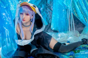 洛璃LoLiSAMA《水着莉莉丝》写真图集 32P｜在线预览与图包下载