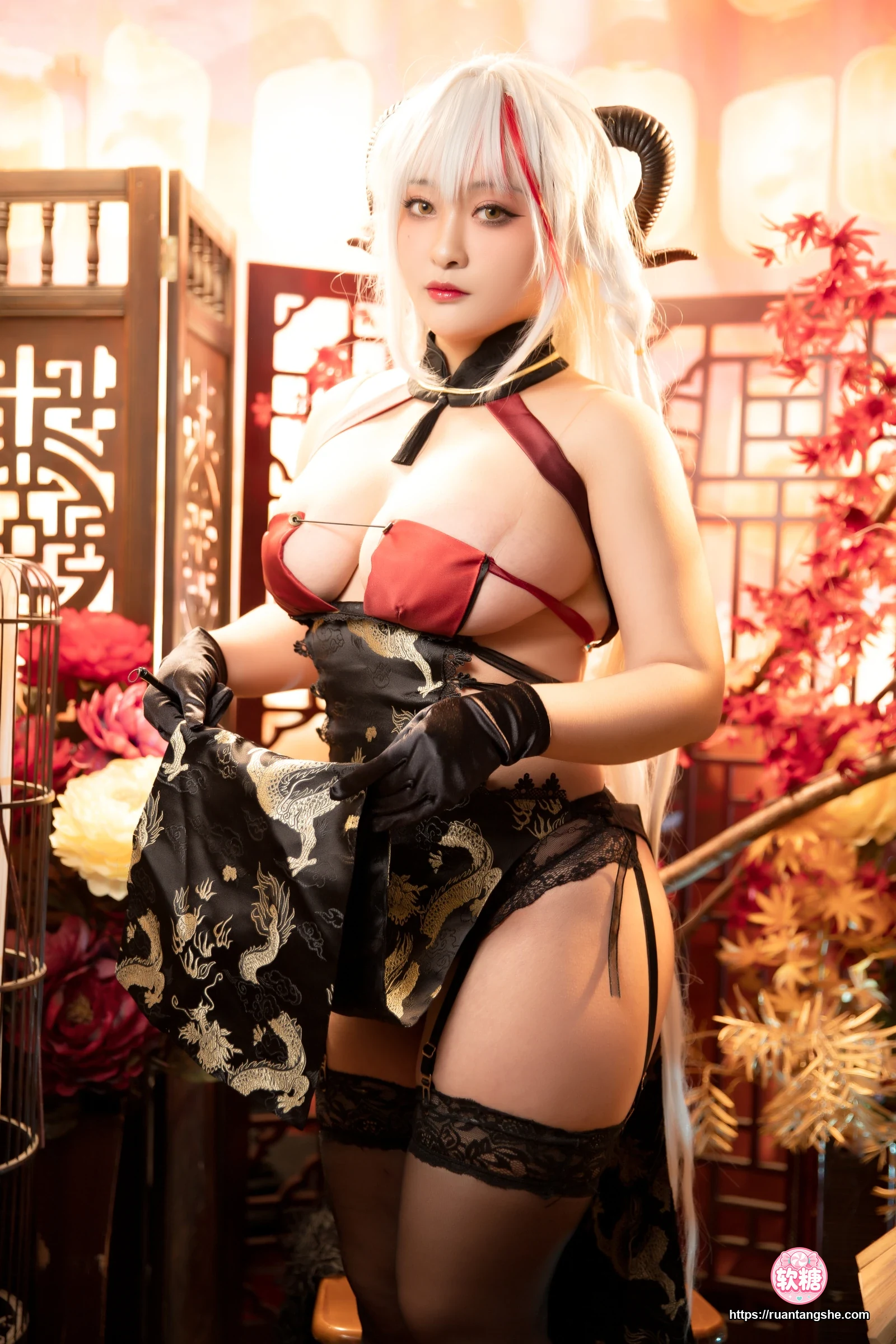 洛璃LoLiSAMA 洛璃LoLiSAMA NO.044 - 埃吉尔旗袍 金龙腾祥云