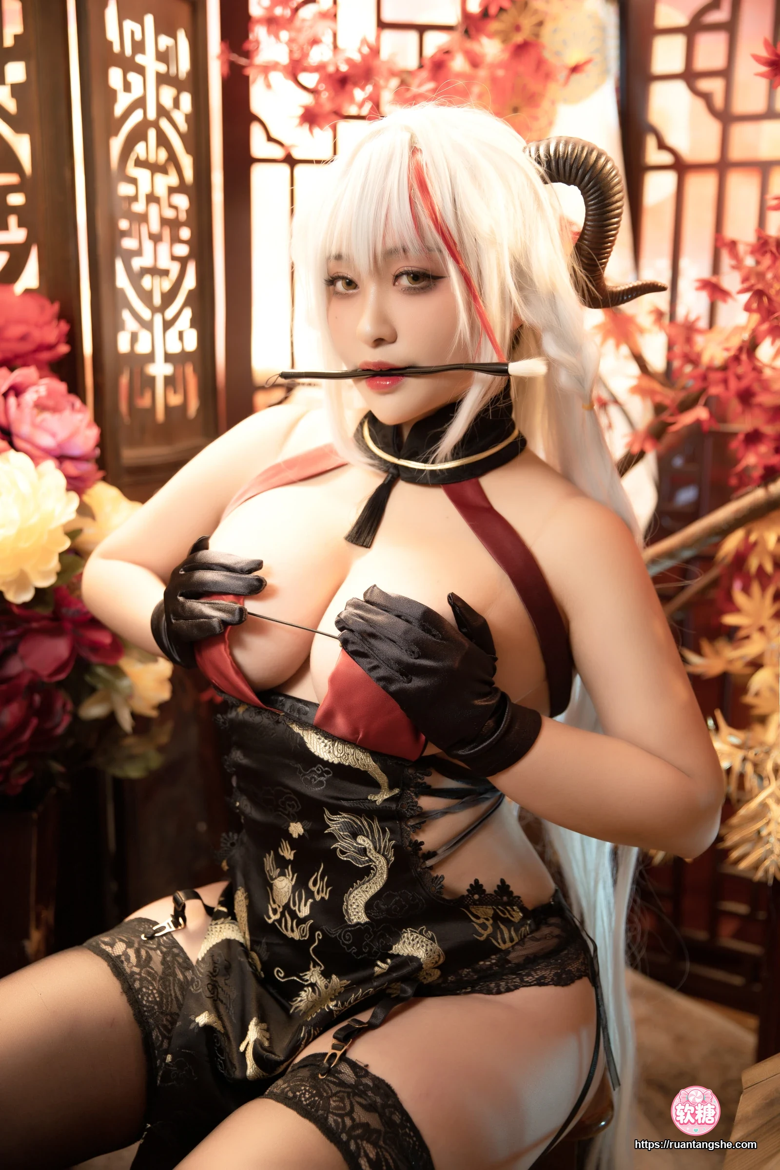 洛璃LoLiSAMA 洛璃LoLiSAMA NO.044 - 埃吉尔旗袍 金龙腾祥云
