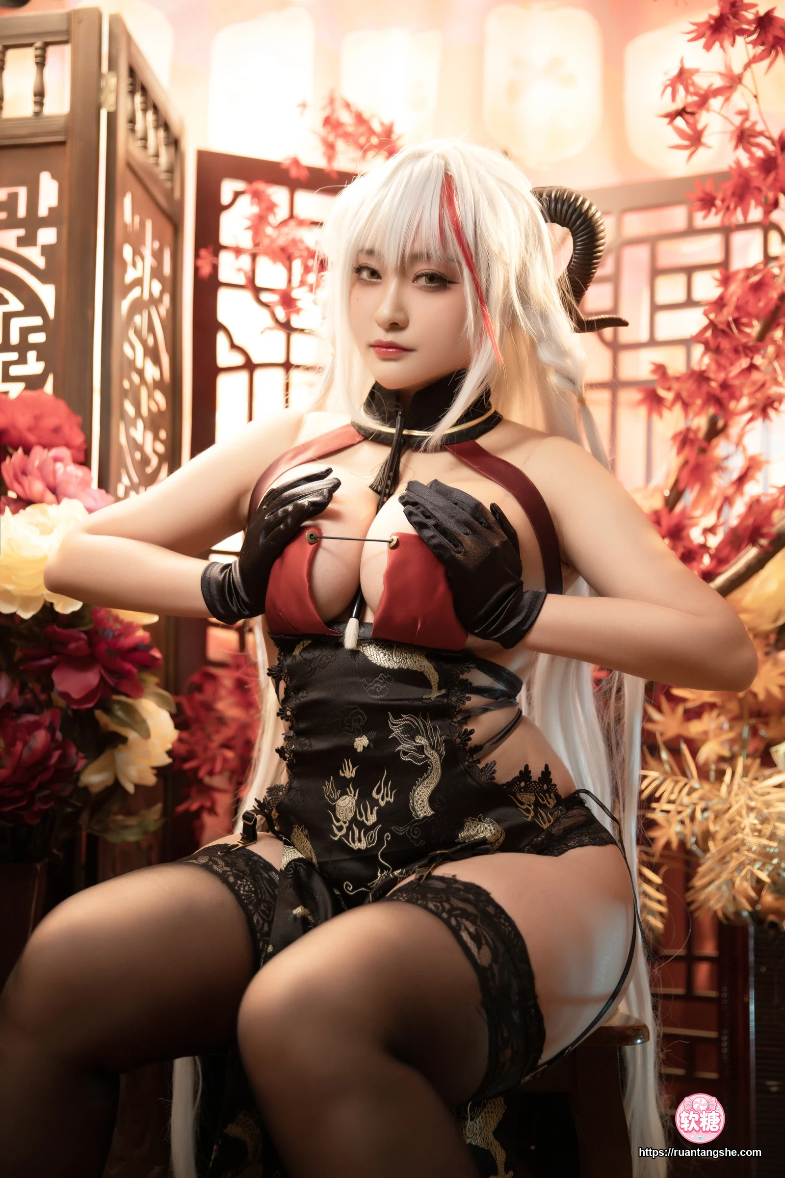 洛璃LoLiSAMA 洛璃LoLiSAMA NO.044 - 埃吉尔旗袍 金龙腾祥云