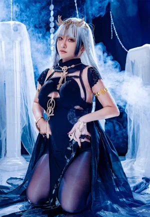 洛璃LoLiSAMA《埃姆登》写真图集 53P｜在线预览与图包下载