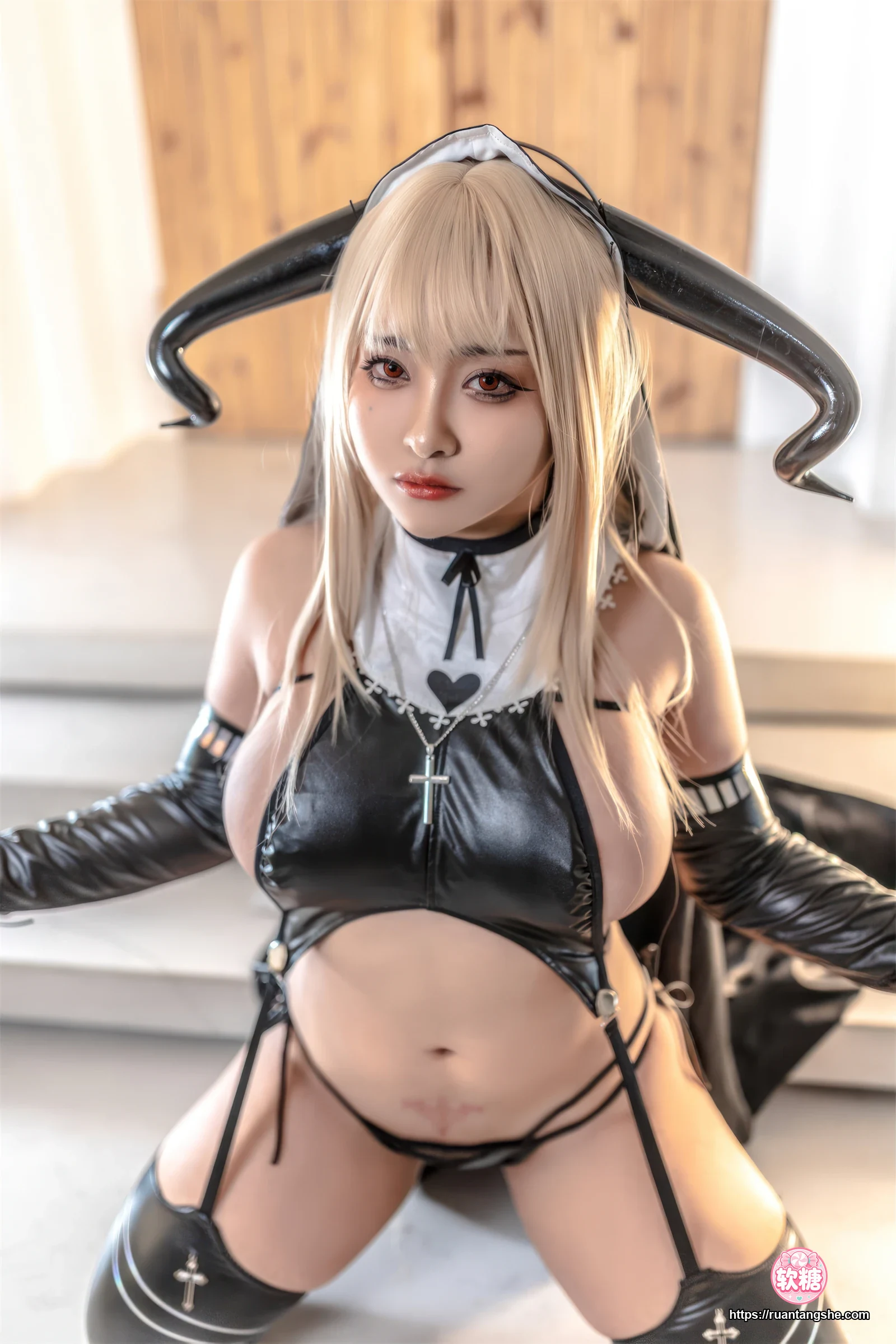 洛璃LoLiSAMA 洛璃LoLiSAMA NO.065 - 恶魔修女