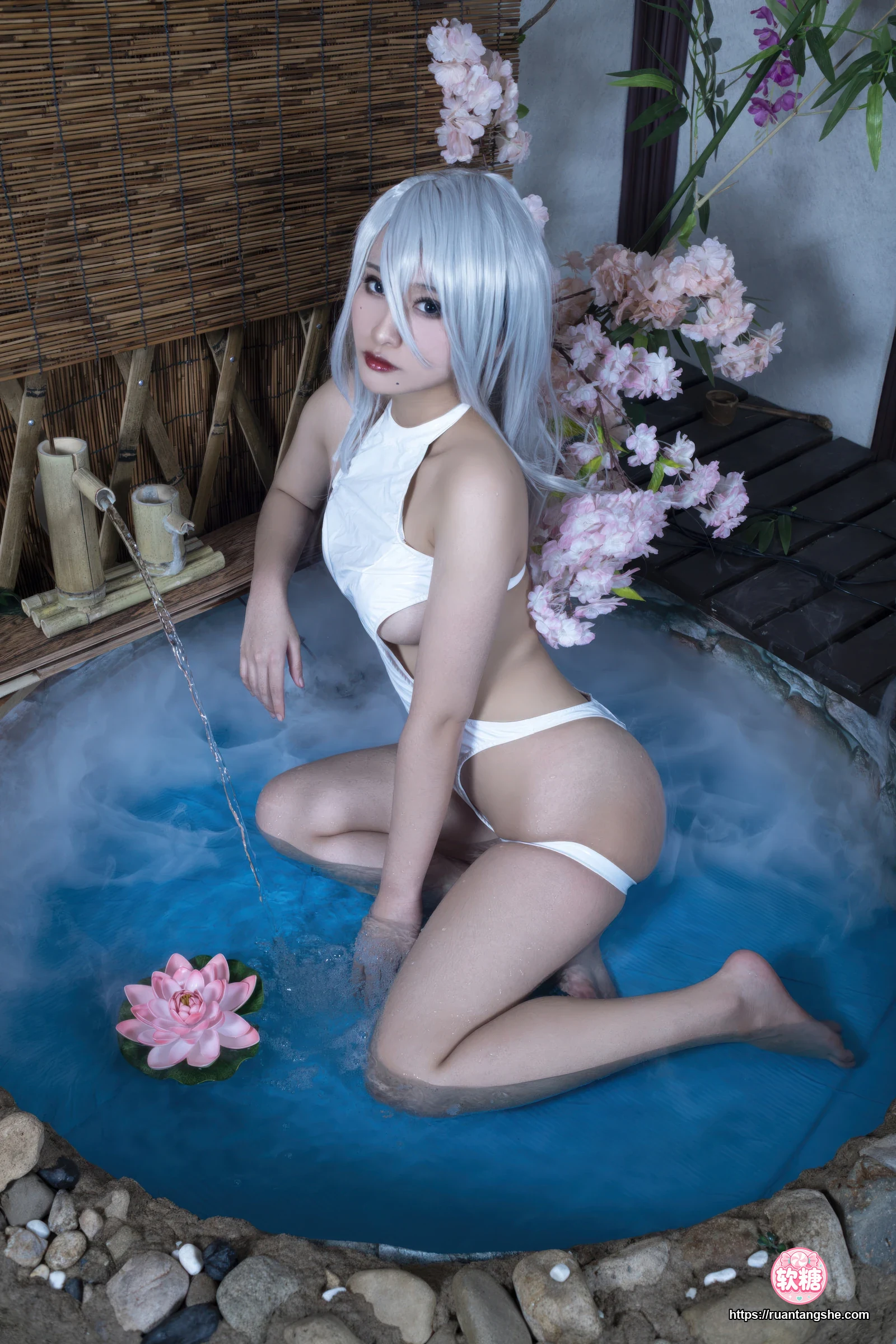 洛璃LoLiSAMA 洛璃LoLiSAMA NO.090 - 尼尔A2白色竞泳