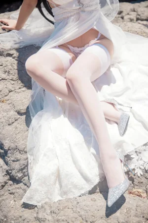 洛璃LoLiSAMA《碧蓝航线 大凤誓约花嫁》写真图集 44P｜在线预览与图包下载
