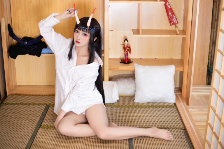 洛璃LoLiSAMA《碧蓝航线 能代衬衣》写真图集 73P｜在线预览与图包下载
