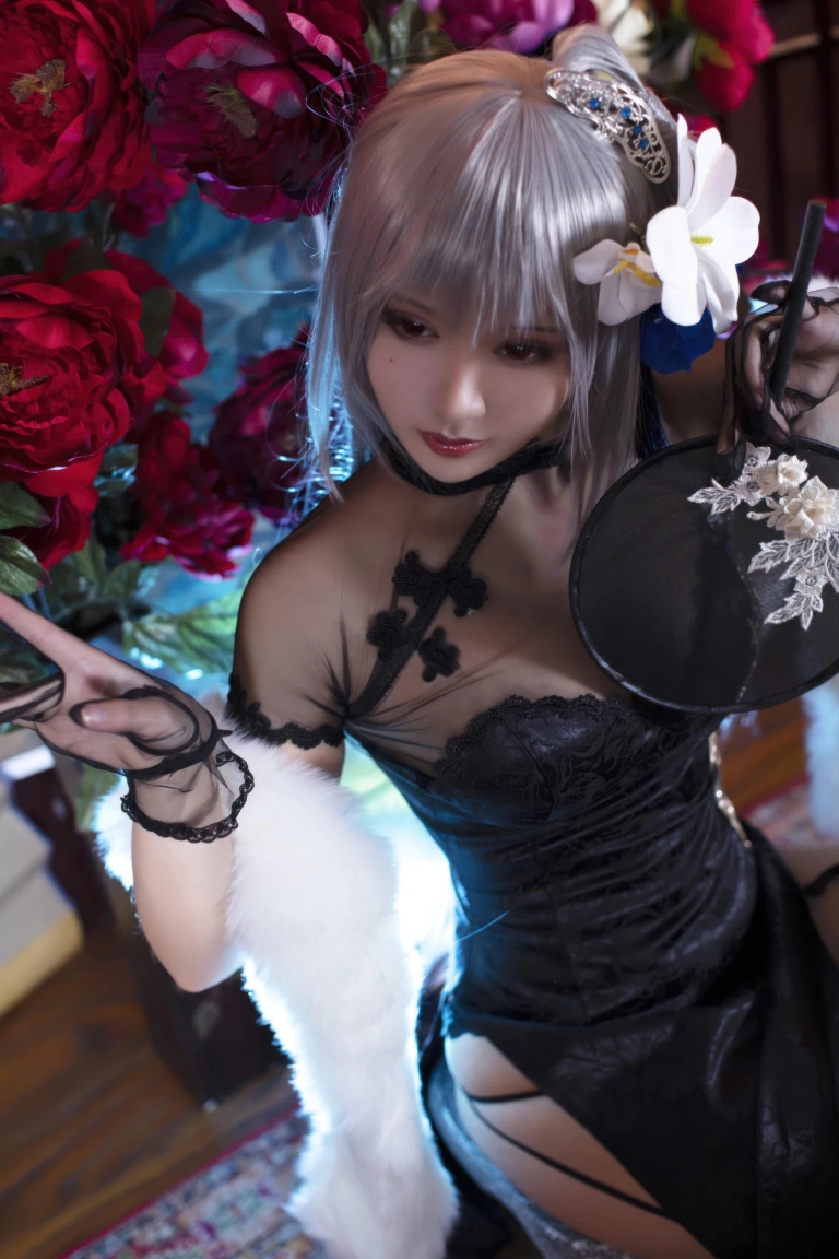 洛璃LoLiSAMA《碧蓝航线·路易九世旗袍》写真图集 43P｜在线预览与图包下载