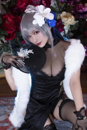 洛璃LoLiSAMA《碧蓝航线·路易九世旗袍》写真图集 43P｜在线预览与图包下载