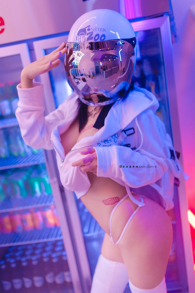 柒柒_Lust77《骑行少女》写真图集 47P+1V｜在线预览与图包下载