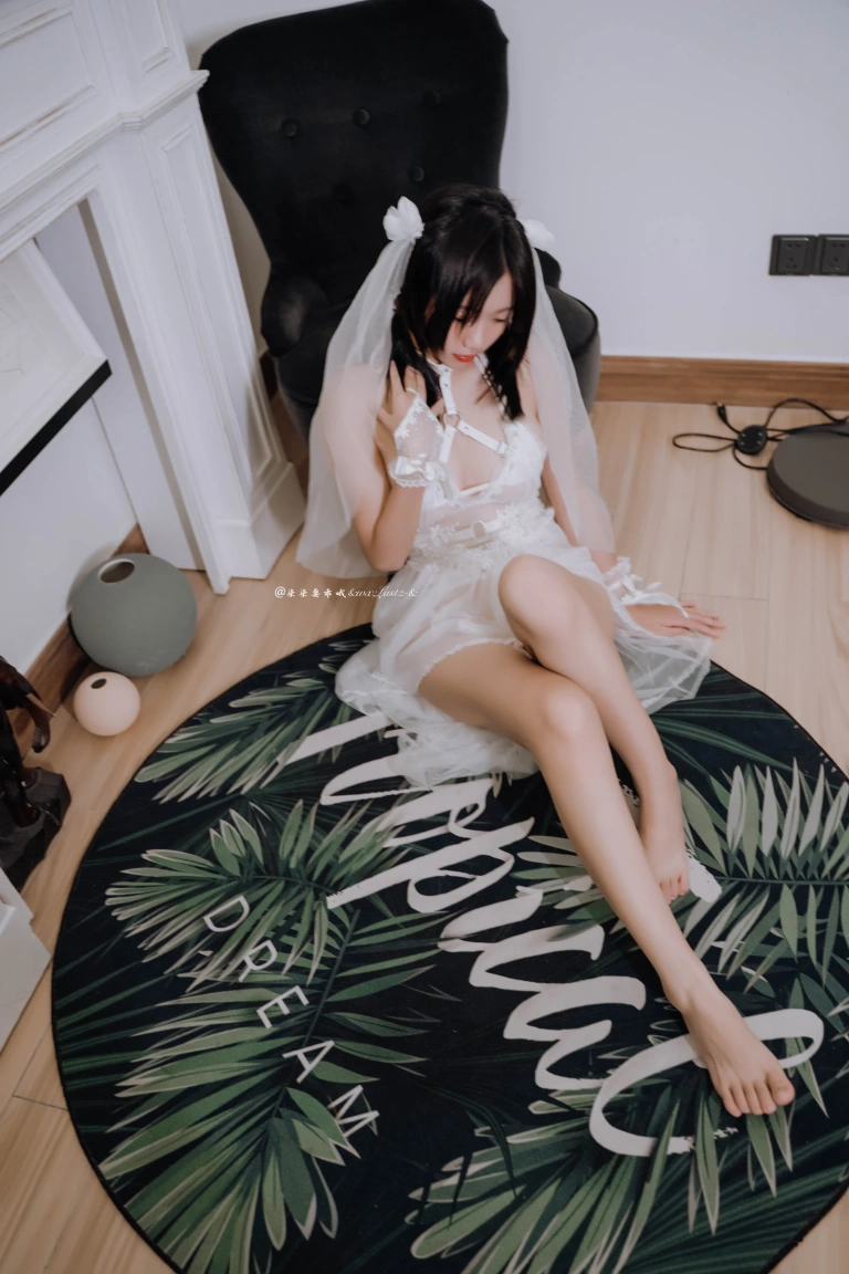 柒柒_Lust77《婚纱》写真图集 53P｜在线预览与图包下载