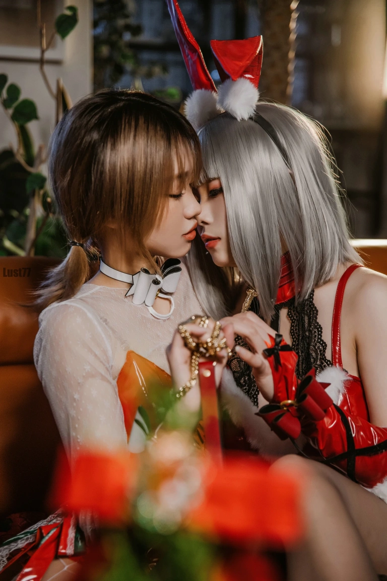 柒柒_Lust77《2021圣诞双兔》写真图集 23P｜在线预览与图包下载
