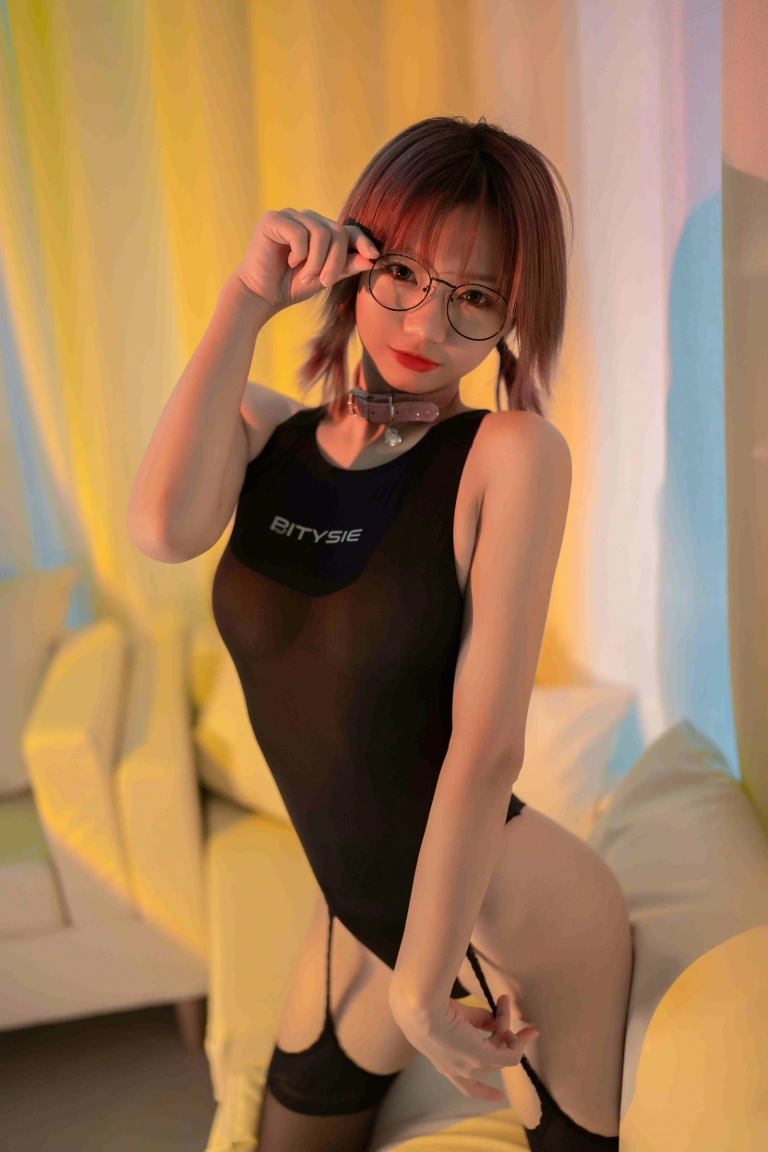 柒柒_Lust77《竞泳水着》写真图集 82P｜在线预览与图包下载