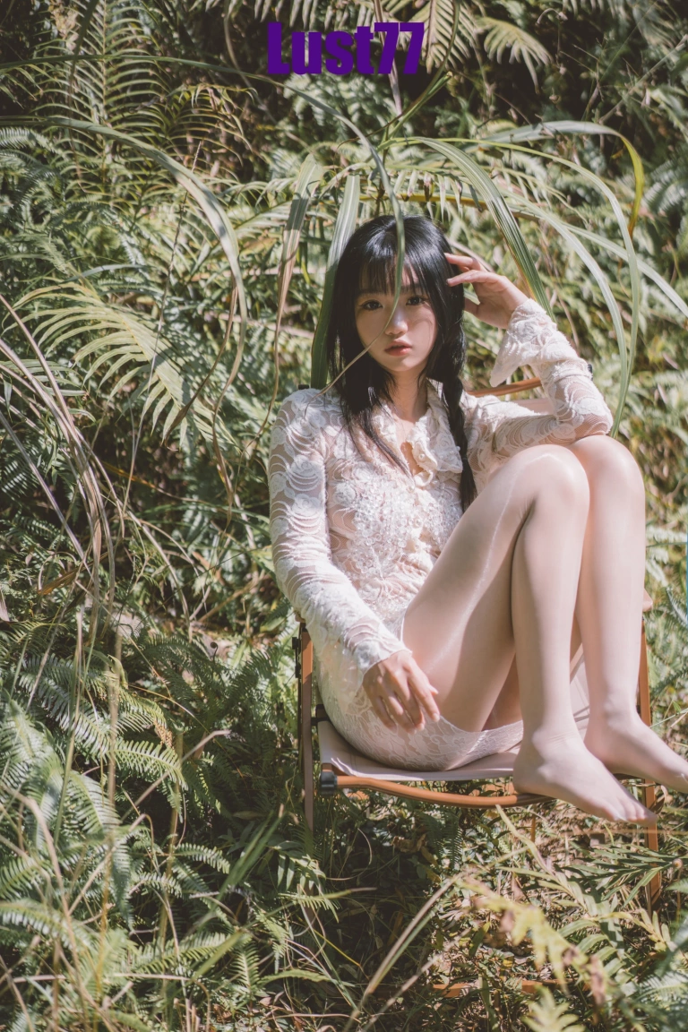 柒柒_Lust77《夏树繁花》写真图集 64P+1V｜在线预览与图包下载