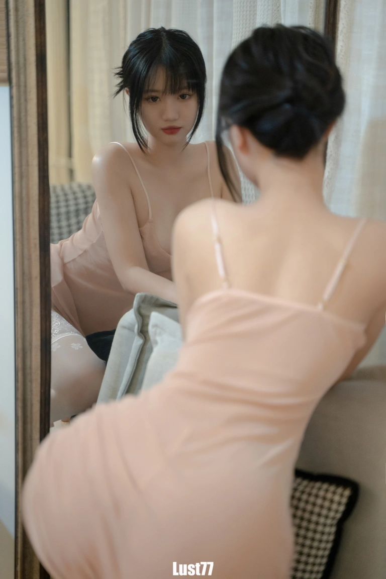 柒柒_Lust77《雾纱裙》写真图集 61P+1V｜在线预览与图包下载
