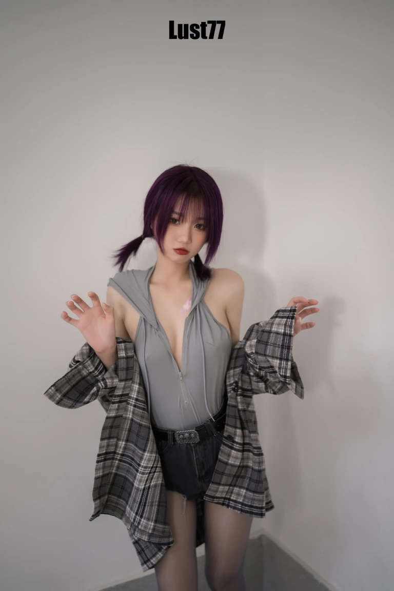 柒柒_Lust77《小灰兔》写真图集 70P+1V｜在线预览与图包下载