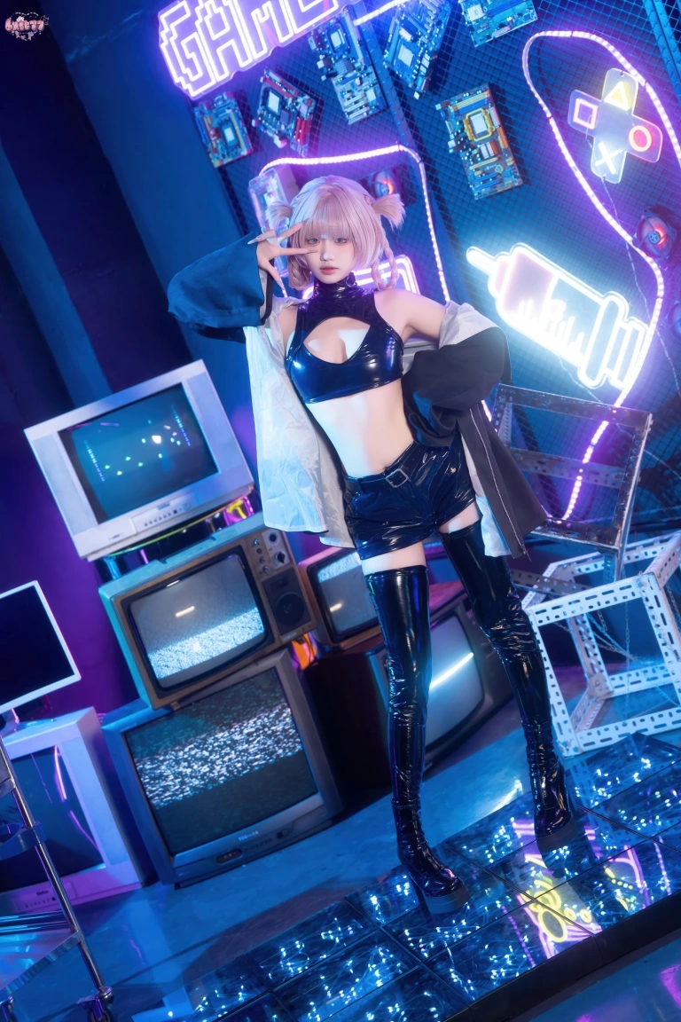 柒柒_Lust77《彻夜之歌 常服七草荠》写真图集 41P｜在线预览与图包下载