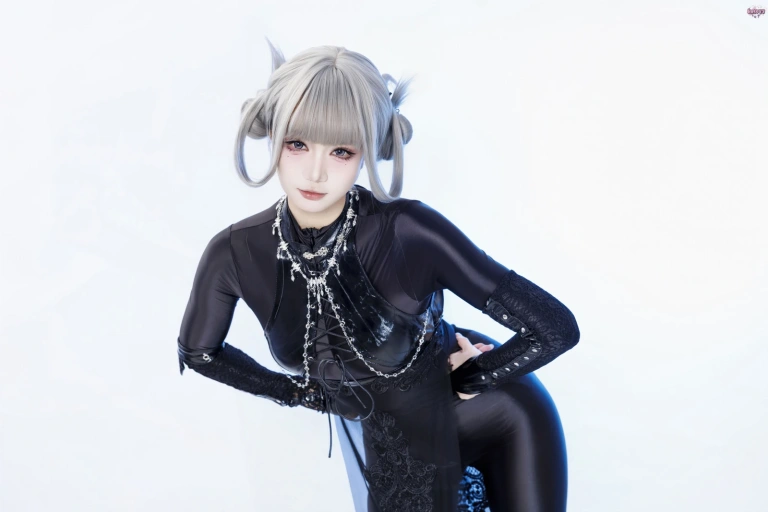 柒柒_Lust77《黑靡烟旗袍》写真图集 108P+2V｜在线预览与图包下载