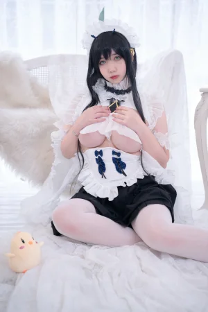 Meroko_魅瞳《碧蓝航线 不挠女仆没干劲的小姐姐》写真图集 53P｜在线预览与图包下载