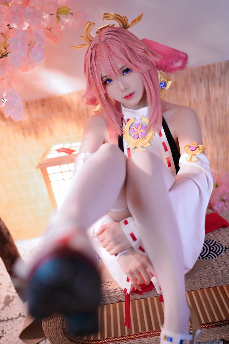miko酱ww《八重神子2》写真图集 32P｜在线预览与图包下载