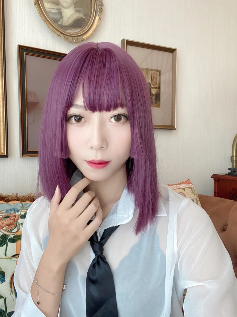 Money冷冷《OL网网制服》写真图集 82P+5V｜在线预览与图包下载