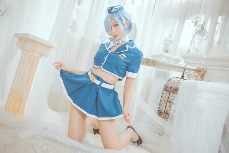 Money冷冷《蕾姆空姐小恶魔》写真图集 33P｜在线预览与图包下载
