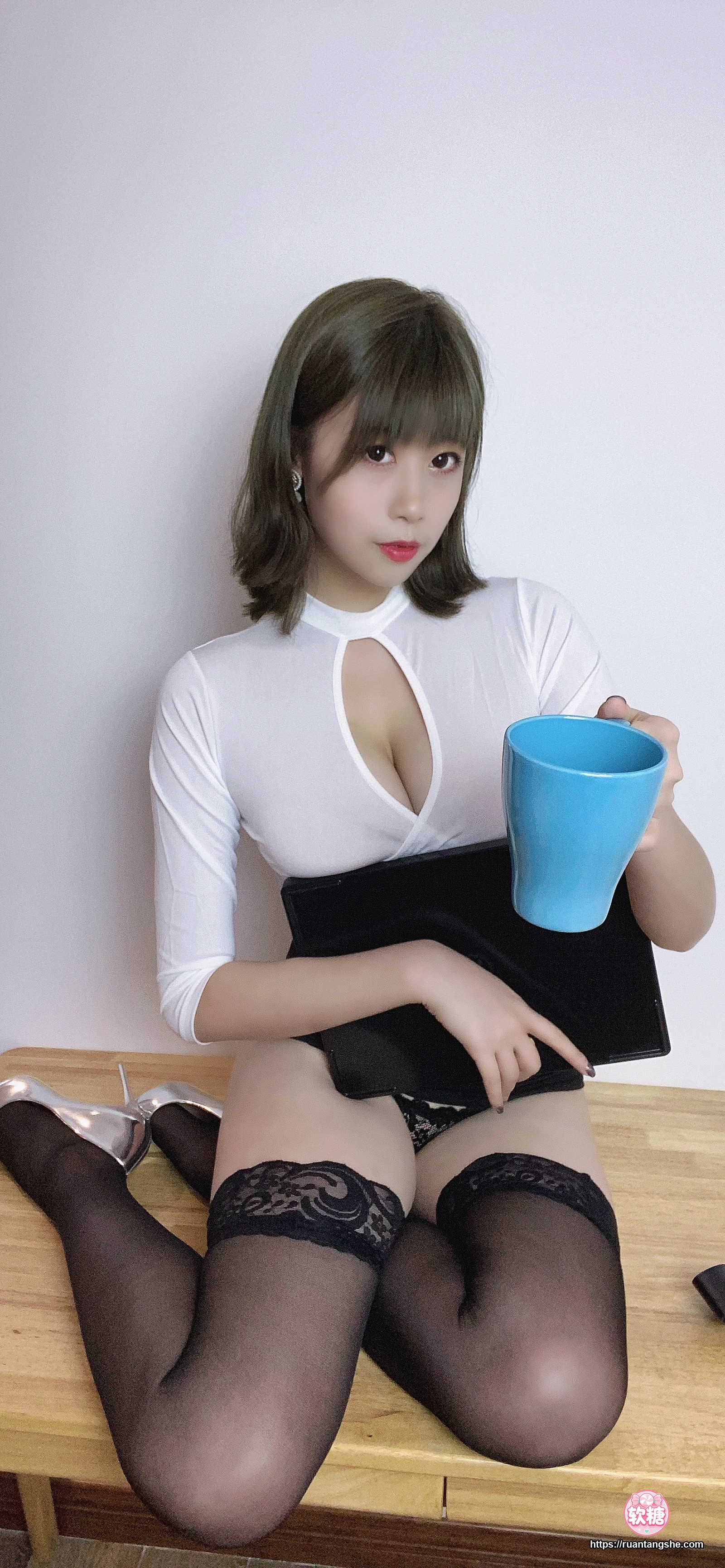 奈汐酱nice 奈汐酱nice NO.008 - 自撮り Vol.017 (動画入り) 不务正业小秘书