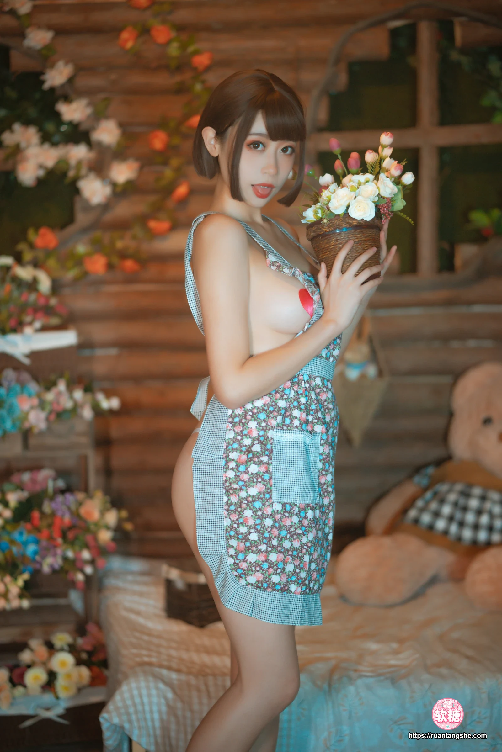 奈汐酱nice 奈汐酱nice NO.011 - 老板娘2 勤劳的老板娘