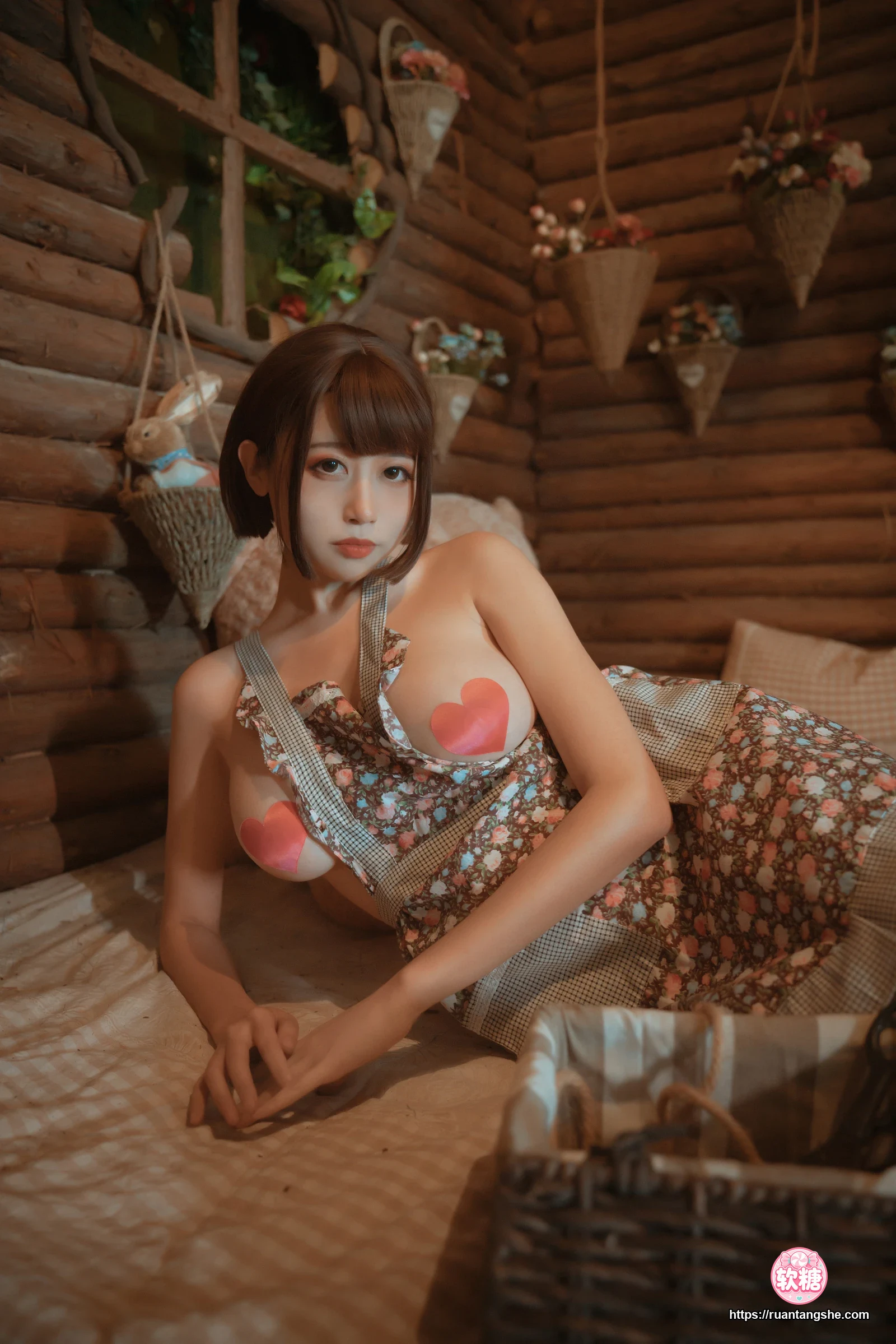 奈汐酱nice 奈汐酱nice NO.011 - 老板娘2 勤劳的老板娘